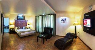 Quality Inn Palms, Gandhidham 5